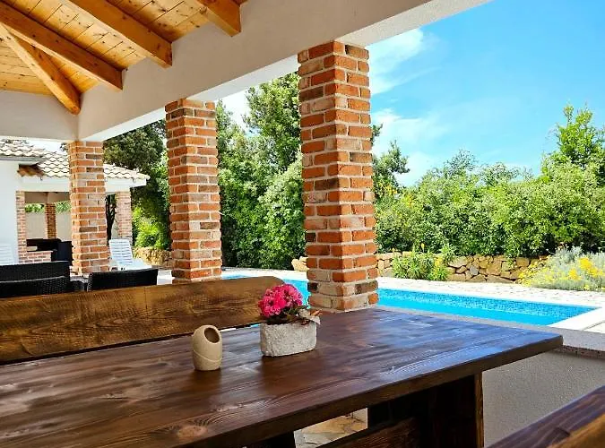 Holiday Homes Sintija